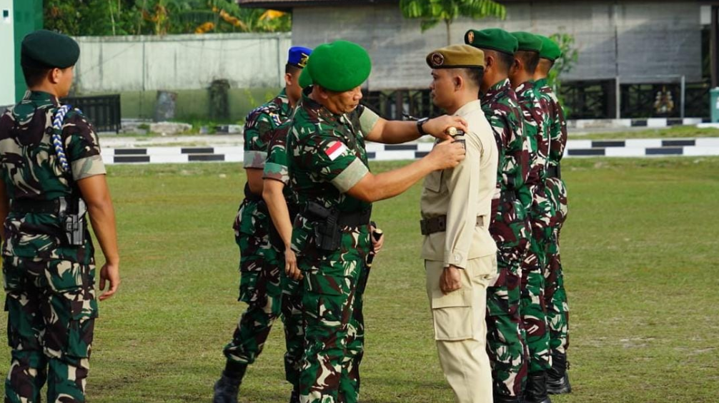 Pangdam XII/Tpr Mayjen TNI Jamallulael saat memimpin apel penyerahan pasukan kepada Kodam XXII/Tambun Bungai di Palangka Raya, Rabu (10/9/2025). (Dok. HO/Faktakalbar.id)