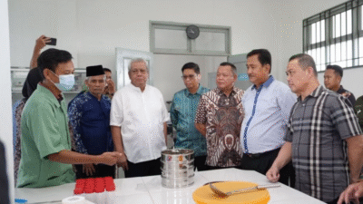 Gubernur Kalbar, Ria Norsan, berkomitmen untuk mempercepat pembangunan PDD Polnep di Kapuas Hulu sebagai bagian dari Kampus Merdeka Vokasi, bertujuan meningkatkan kualitas SDM dan daya saing lokal. (Dok. HO/Faktakalbar.id)