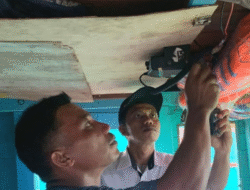 Petugas PPP Teluk Batang Periksa KM Cahaya Satai 01, Tingkatkan Keselamatan Pelayaran Nelayan