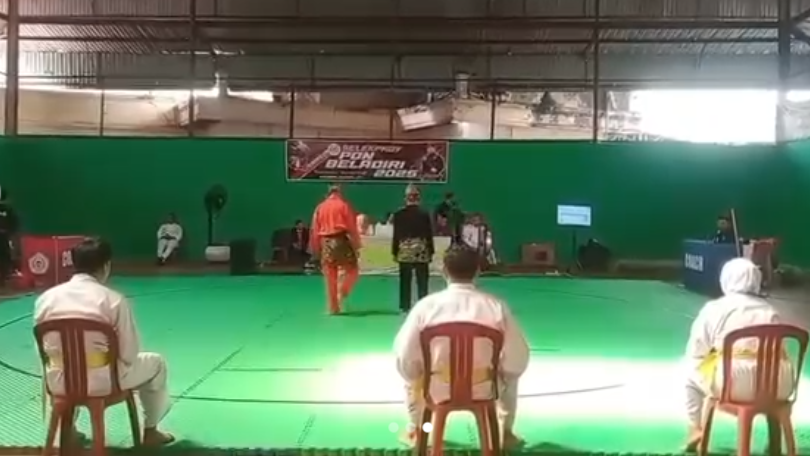 Hafizh Muzaini, atlet IPSI Sintang dari SMK N 1, berhasil meraih medali emas pada Seleksi Provinsi PON Beladiri dan melaju ke PON Nasional di Kudus, Jawa Tengah. (Dok. Ist)