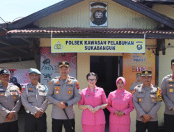 Kunjungi Polsek Pelabuhan, Kapolres Ketapang Cek Kesiapan dan Beri Arahan Personel