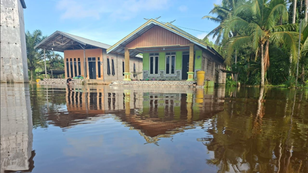 Kondisi banjir yang terjadi di Kabupaten Seruyan, Provinsi Kalimantan Tengah, Rabu (24/9) yang masih merendam permukiman warga di tujuh desa. (Dok: BPBD Kab, Seruyan)