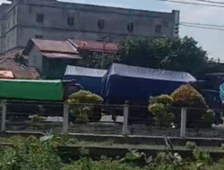 Antrean Truk Terpal Mengular, Dugaan Hak Rakyat Dirampok Didepan Mata Mapolsek