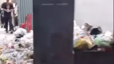 Penonton Kejuaraan Silat di GOR Pangsuma Keluhkan Sampah Berserakan