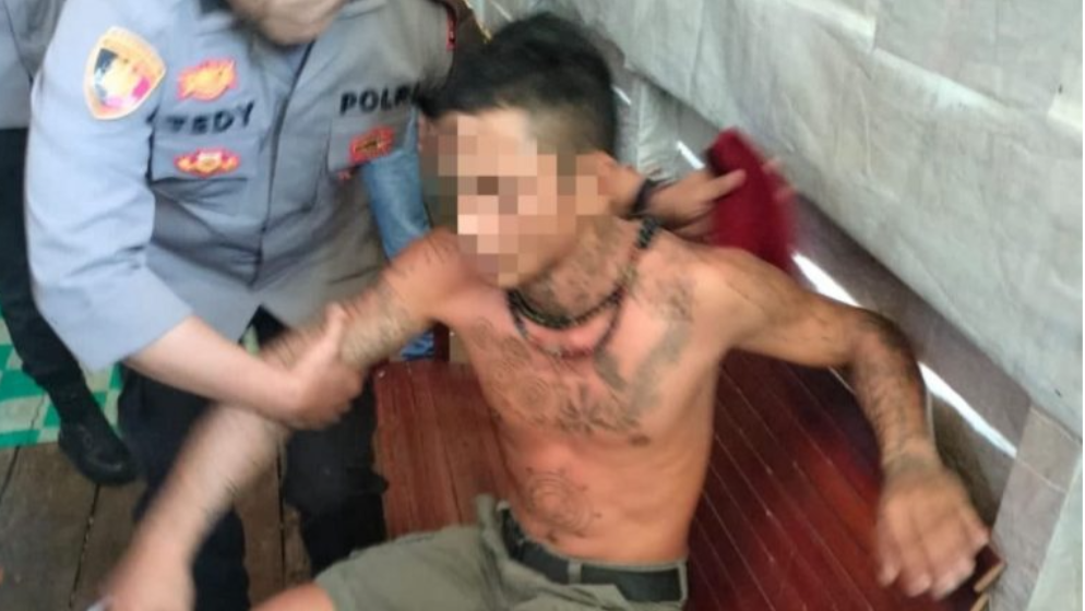 Pria berinisial LK, pelaku penganiayaan di sebuah warung kopi di Kecamatan Sepauk, Sintang. (Dok. Polsek Sepauk)