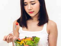 Stop Anggap Sepele! 5 Alasan Kenapa Nafsu Makan Berkurang Tiba-tiba yang Perlu Kamu Tahu