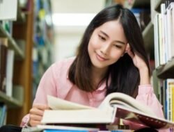 Belum Terlambat, Inilah 5 Alasan untuk Mulai Membaca Buku Hari Ini