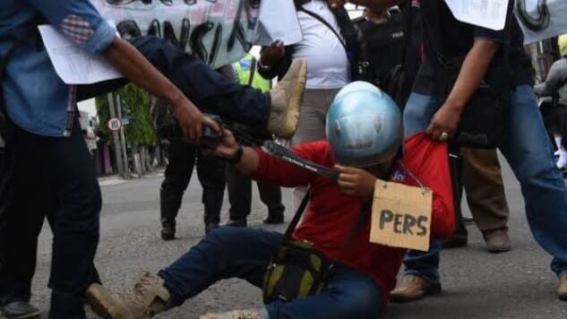 Ilustrasi - Kekerasan Jurnalis dan Intervensi Media Selama Aksi Agustus 2025. (Dok. Ist)