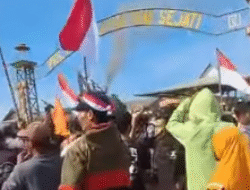 Ratusan Warga Desa Teluk Bayur Gelar Demo Tuntut Hak Atas Lahan yang Disengketakan dengan PT Prakarsa Tani Sejati