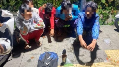 Tim Gabungan Jatanras Polresta Pontianak Amankan Remaja Pembawa Senjata Tajam dan Bom Molotov