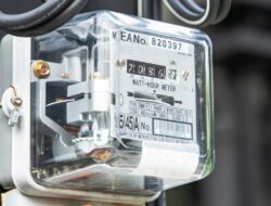 Berapa Tarif Listrik PLN per kWh? Cek Rincian Lengkapnya untuk Semua Golongan