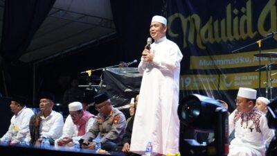 Peringatan Maulid Nabi, Gubernur Ria Norsan Buka Acara Maulid Akbar Bersama Ustaz Das’ad Latif di Pontianak
