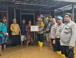 Tim Gabungan Bergerak Cepat Tangani Banjir Ketapang, Salurkan Bantuan dan Dirikan Dapur Umum