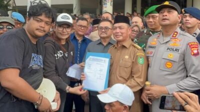 Tak Hanya Isu Nasional, BEM FISIP UNTAN Sampaikan Tuntutan Isu Daerah dalam Aksi ‘Reformasi Wakil Rakyat!’