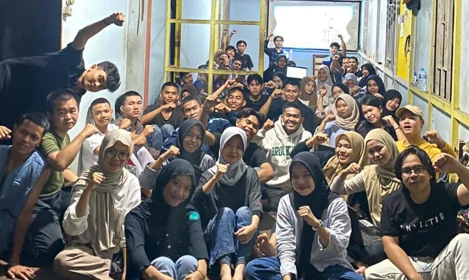 "KMKS resmi bentuk panitia Silaturahmi Akbar Mahasiswa Sambas dan tradisi Bubor Paddas 2025 di Pontianak. (Dok. Ist)"