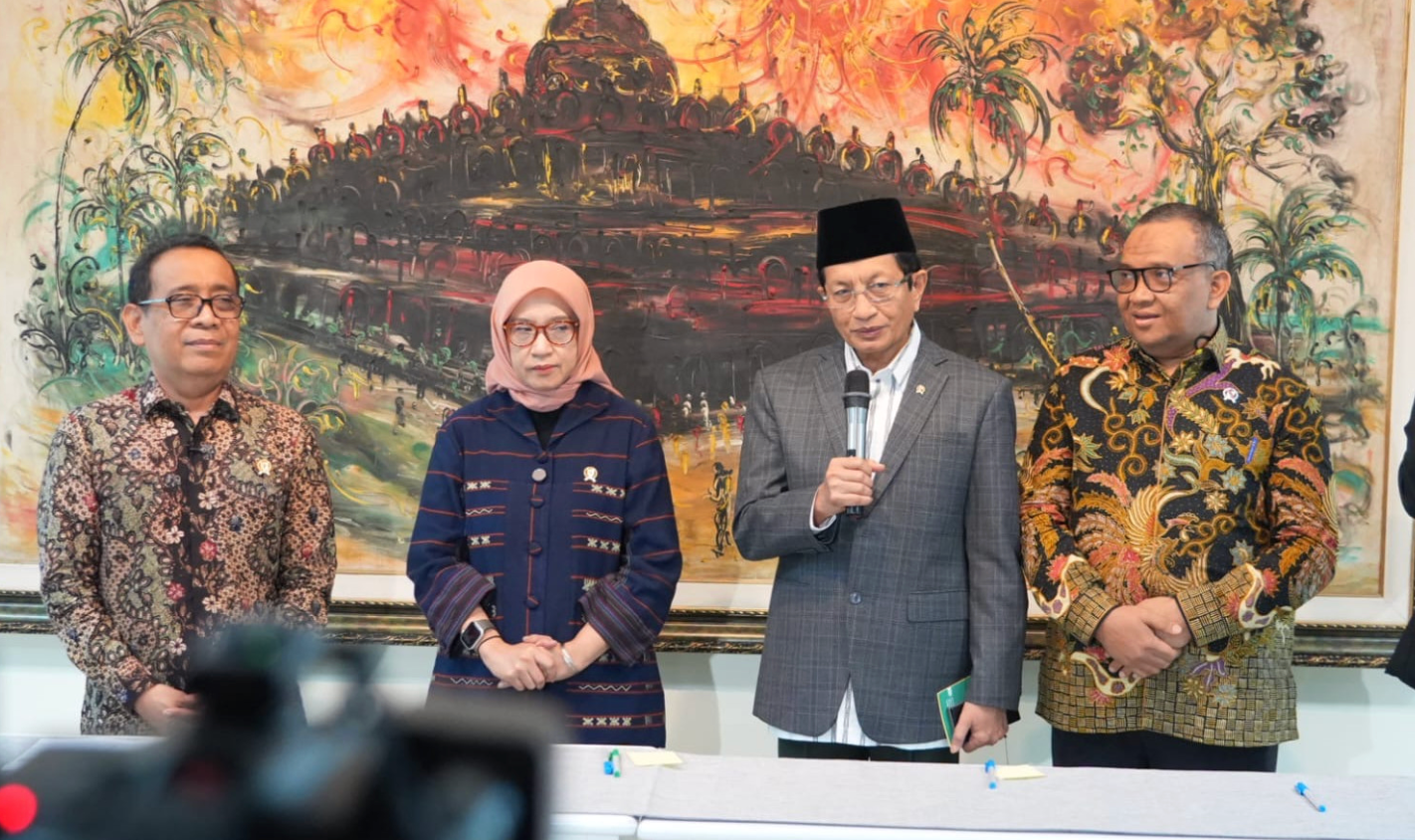 "Konferensi Pers SKB 3 Menteri tentang Hari Libur Nasional dan Cuti Bersama 2026, Jumat (19/9/2025). (Dok. Kemenag)"