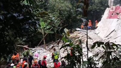 Bangunan Majelis Taklim Roboh saat Peringatan Maulid, Bupati Bogor Sebut 84 Orang Luka dan Empat Korban Jiwa