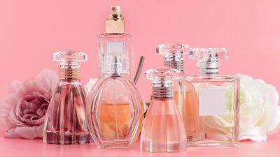 "Bingung mencari parfum yang pas? Kenali dirimu dan temukan aroma yang paling cocok dengan kepribadianmu."