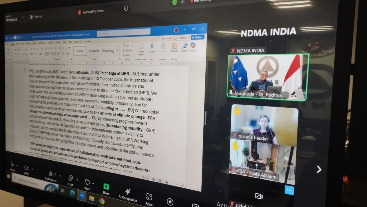 Ketua Delegasi Indonesia, Deputi Bidang Sistem dan Strategi BNPB Dr. Raditya Jati, memimpin negosiasi rancangan deklarasi G20 secara virtual.