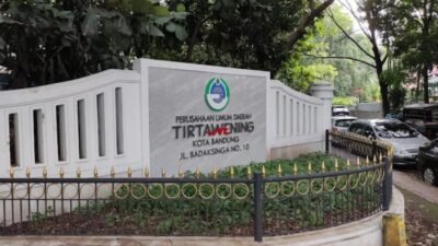 PDAM Tirtawening Kota Bandung menggunakan dana talangan Rp 7,5 miliar untuk mempercepat pembangunan jaringan pipa air kotor.