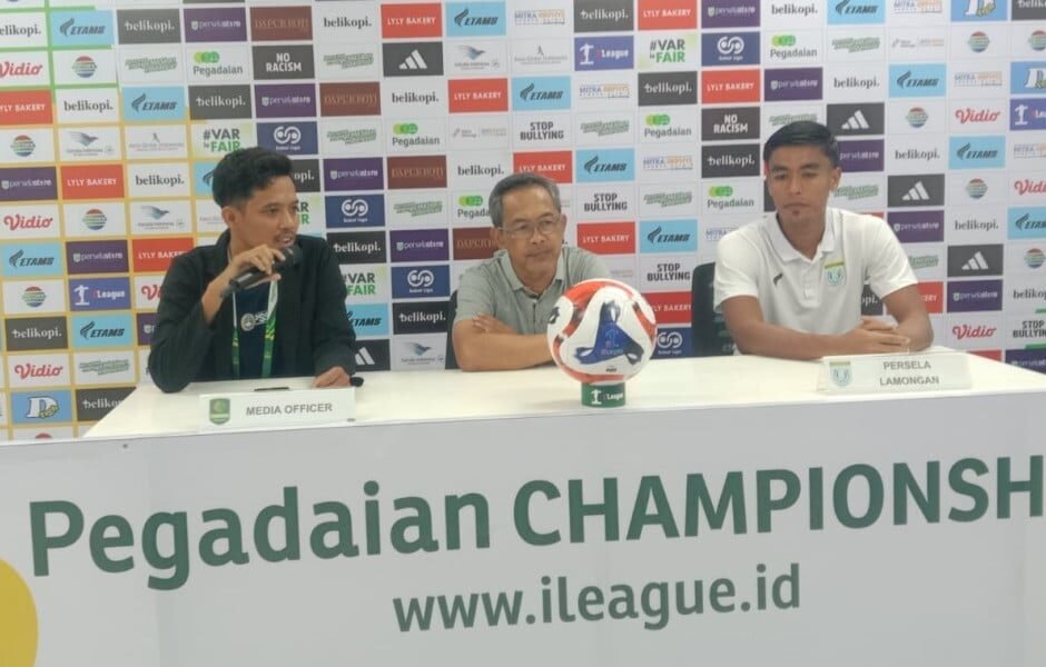 "Pelatih Persela Lamongan Aji Santoso. (Dok. Imron)"