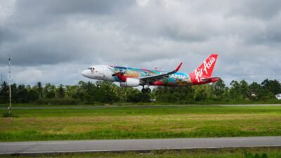 Peluncuran penerbangan perdana pontianak kuching airasia bandara supadio. Foto: HO/Faktakalbar.id