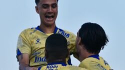 "persib-bandung-menang-dramatis-atas-arema-fc"