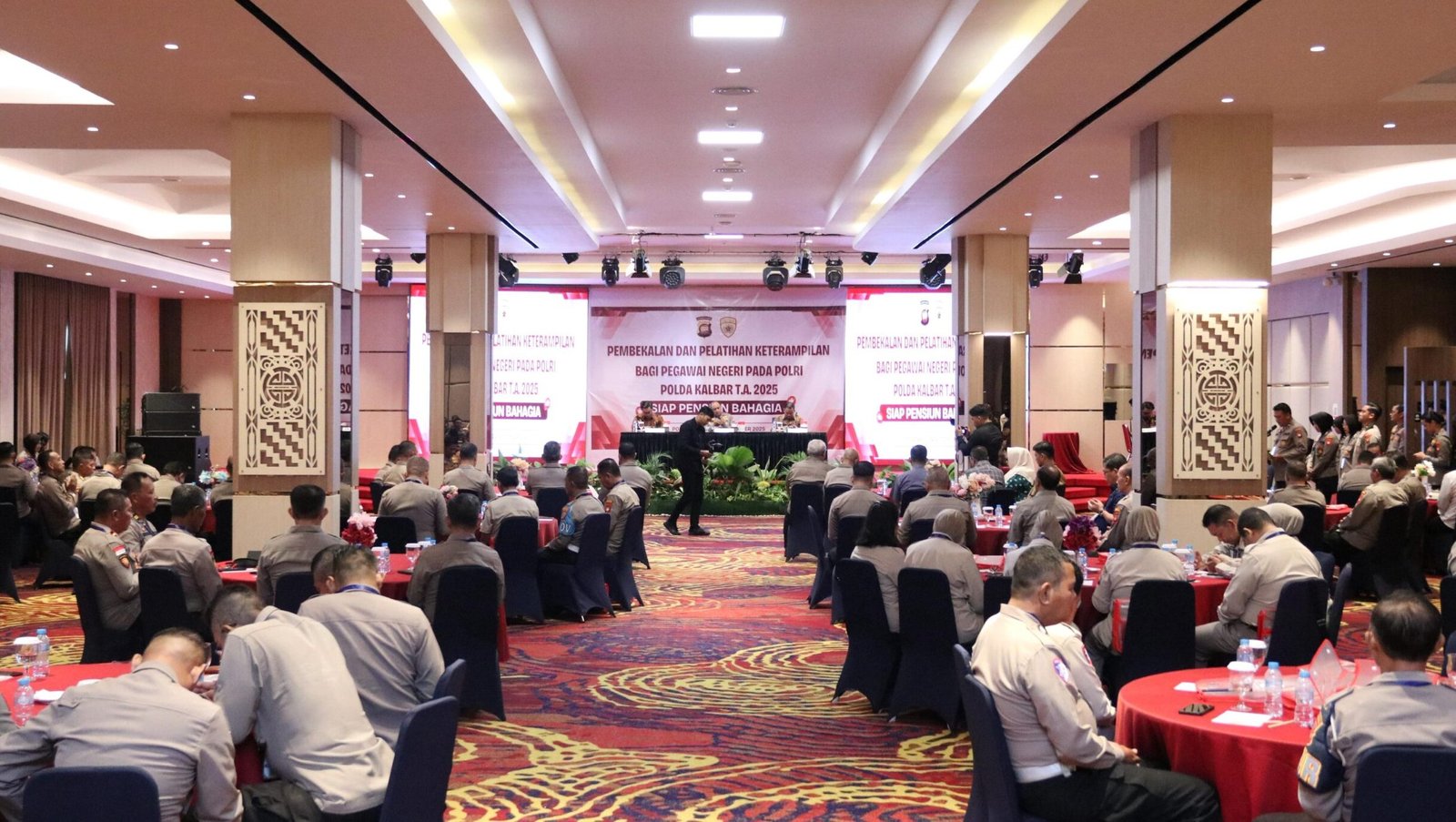 Personel Polri dan ASN Polda Kalbar mengikuti pelatihan jelang pensiun