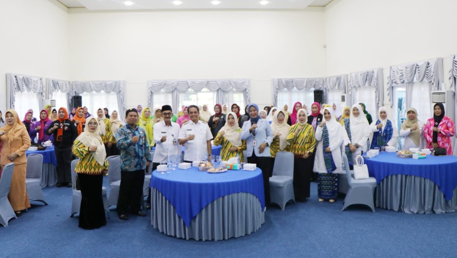 Foto bersama peserta workshop public speaking yang digelar GOW Kota Pontianak.