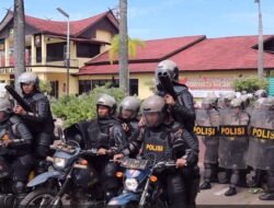 Polres Ketapang Asah Kesiapsiagaan Melalui Latihan Simulasi Penanganan Unjuk Rasa
