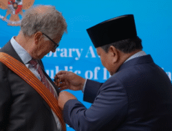 Apresiasi Atas Jasa Kemanusiaan, Presiden Prabowo Anugerahkan Bintang Jasa Utama untuk Bill Gates