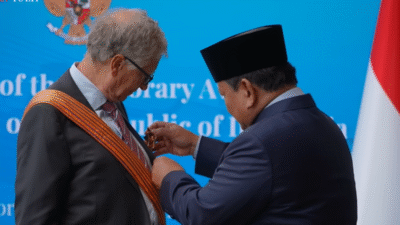 Apresiasi Atas Jasa Kemanusiaan, Presiden Prabowo Anugerahkan Bintang Jasa Utama untuk Bill Gates