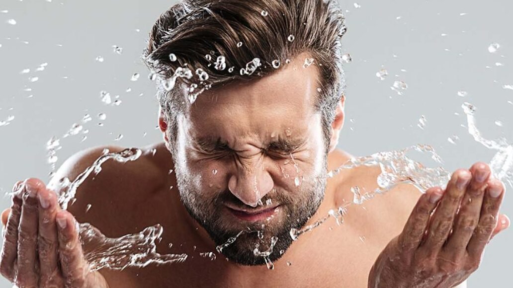 5 Facial Wash Cowok Brand Lokal Terbaik, Wajah Cerah!