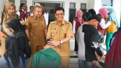 Pelepasan Siswa Sekolah Rakyat, Wabup Amru: Wujud Komitmen Pemerintah Putus Mata Rantai Kemiskinan Melalui Pendidikan