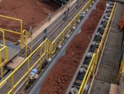 Daftar 18 Proyek Hilirisasi, dari Bauksit Mempawah Hingga Aspal Buton