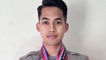 "Samsul Arifin, anggota Sat Samapta Polres Kayong Utara, terpilih mewakili Kalbar sebagai atlet pencak silat di PON Bela Diri Kudus 2025."