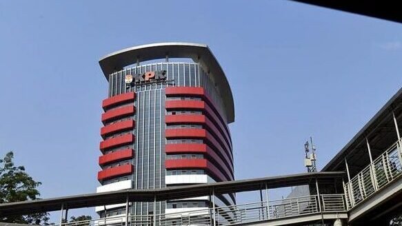 Gedung Merah Putih KPK, tempat dua mantan petinggi LPEI diperiksa sebagai saksi dalam kasus dugaan korupsi kredit fiktif.