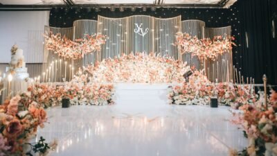 "Golden-Tulip-Wedding"