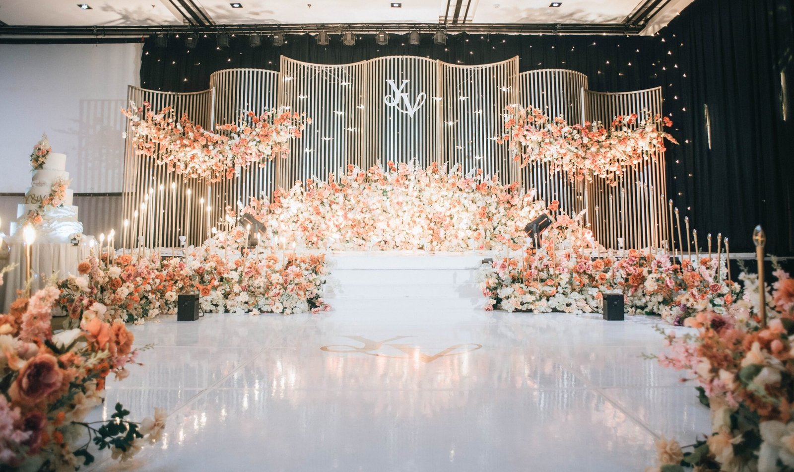 "Golden-Tulip-Wedding"