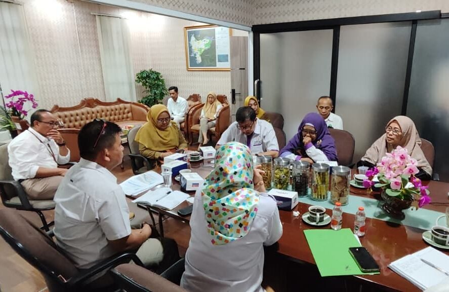 "Gusti-Hardiansyah-Guru-Besar-Kehutanan"