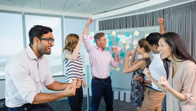 "Merasa gelisah atau 'demam' jika tidak produktif atau tidak bekerja? Ini 4 alasan psikologis mengapa kerja itu bisa sangat menyenangkan dan memenuhi kebutuhan dasar manusia."