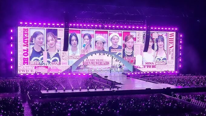 Konser TWICE 5TH WORLD TOUR READY TO BE, di Jakarta International Stadium. (Dok. Ist)