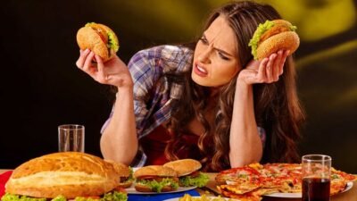 "Penasaran kenapa ada orang yang makan banyak tapi tetap kurus? Simak 4 alasan ilmiah di baliknya, mulai dari faktor genetika hingga aktivitas tak sadar."