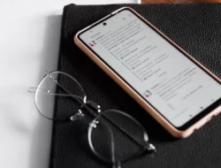 Bukan Sombong, Ini 4 Alasan Kenapa Kita Makin Malas Membalas Pesan Basa-Basi