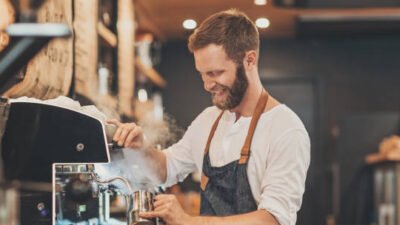 "Mengapa Gen Z lebih mementingkan passion daripada gaji besar? Simak 4 alasan utama di balik pergeseran prioritas karier generasi ini, dari makna sukses hingga passion economy."