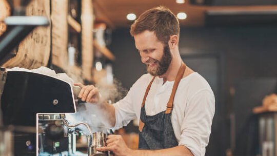 "Mengapa Gen Z lebih mementingkan passion daripada gaji besar? Simak 4 alasan utama di balik pergeseran prioritas karier generasi ini, dari makna sukses hingga passion economy."