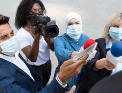 Ingin Jadi Wartawan? Siapkan 5 ‘Senjata’ Wajib Ini Sebelum Terjun ke Lapangan