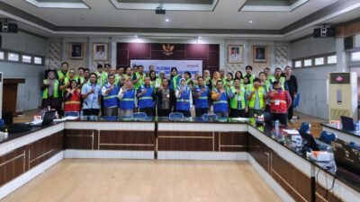 Dinas PUPR Kalbar sukses menggelar Pelatihan Ahli K3 Konstruksi bagi 30 anggota Gapensi, bekerja sama dengan LSP LPK GATAKSINDO untuk tingkatkan kompetensi.