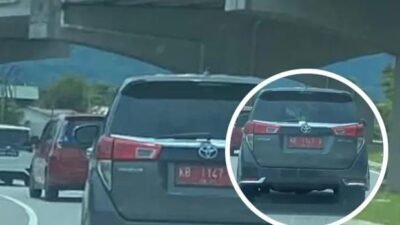 Aset Negara Dipakai “Jalan-Jalan” ke Malaysia? Mobil Dinas Pemkab Sekadau Tuai Kecaman Keras