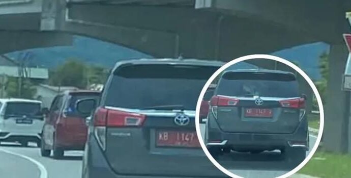 "Mobil dinas Pemkab Sekadau kepergok di Malaysia, memicu kecaman keras publik atas dugaan penyalahgunaan aset negara untuk kepentingan pribadi."